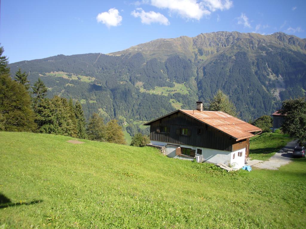 Maisaess Lifinarblick Villa Schruns Exterior photo